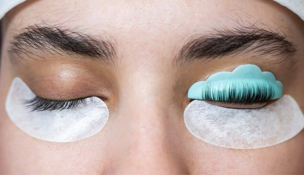 Wimperverlaengerung
